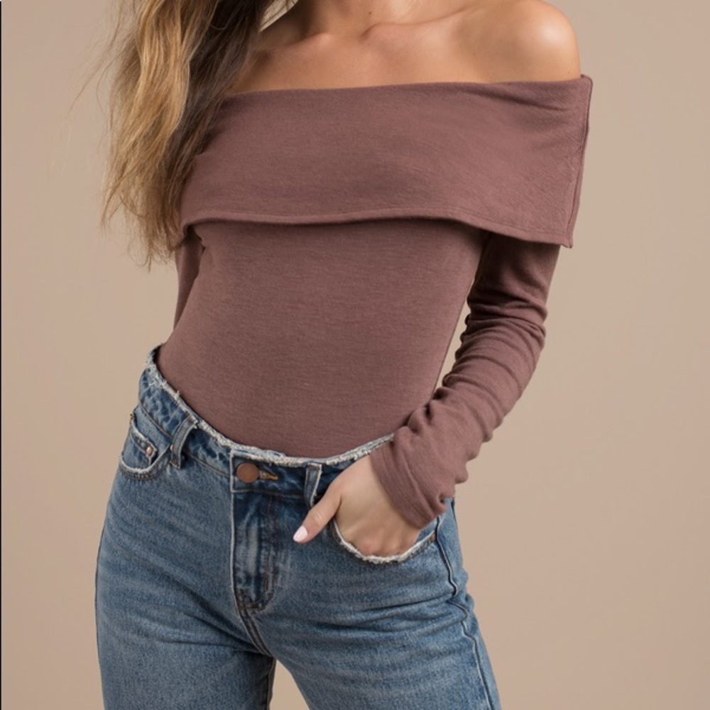 NWT Off the Shoulder Bodysuit